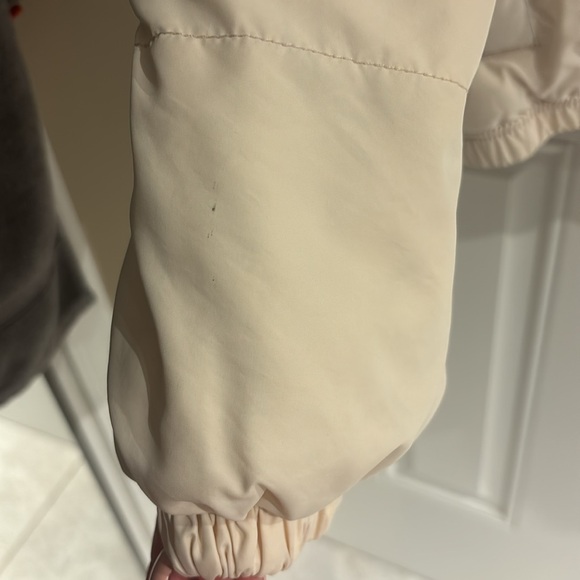 Playboy/Pacsun white puffer jacket XS/S - Picture 5 of 7